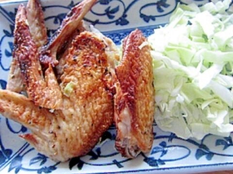 紹興酒鷄手羽焼きキャベツ添え